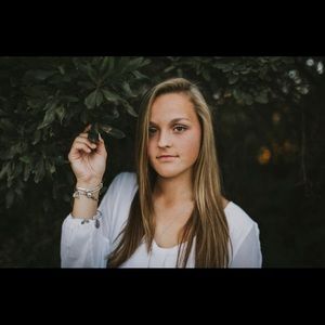 Meet your Posher, Sierra